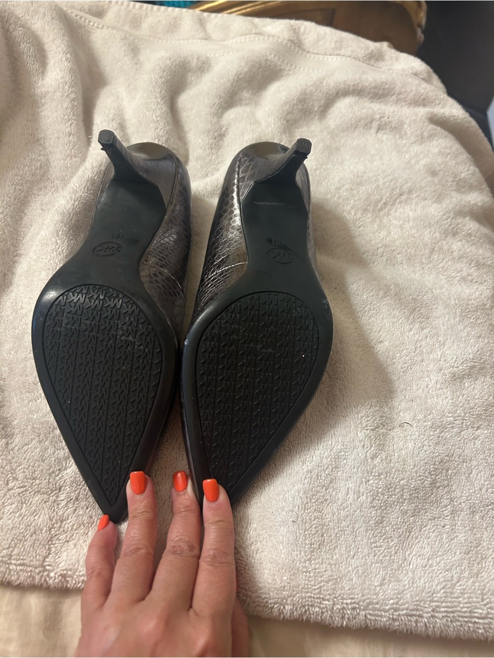 MICHAEL Michael Kors Metallic Pewter Pointed-Toe Heels - Picture 4 of 4